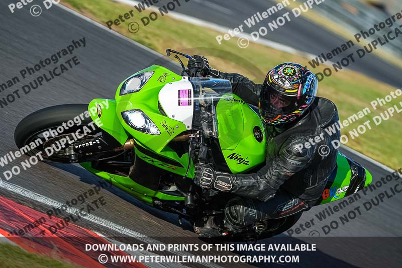 donington no limits trackday;donington park photographs;donington trackday photographs;no limits trackdays;peter wileman photography;trackday digital images;trackday photos